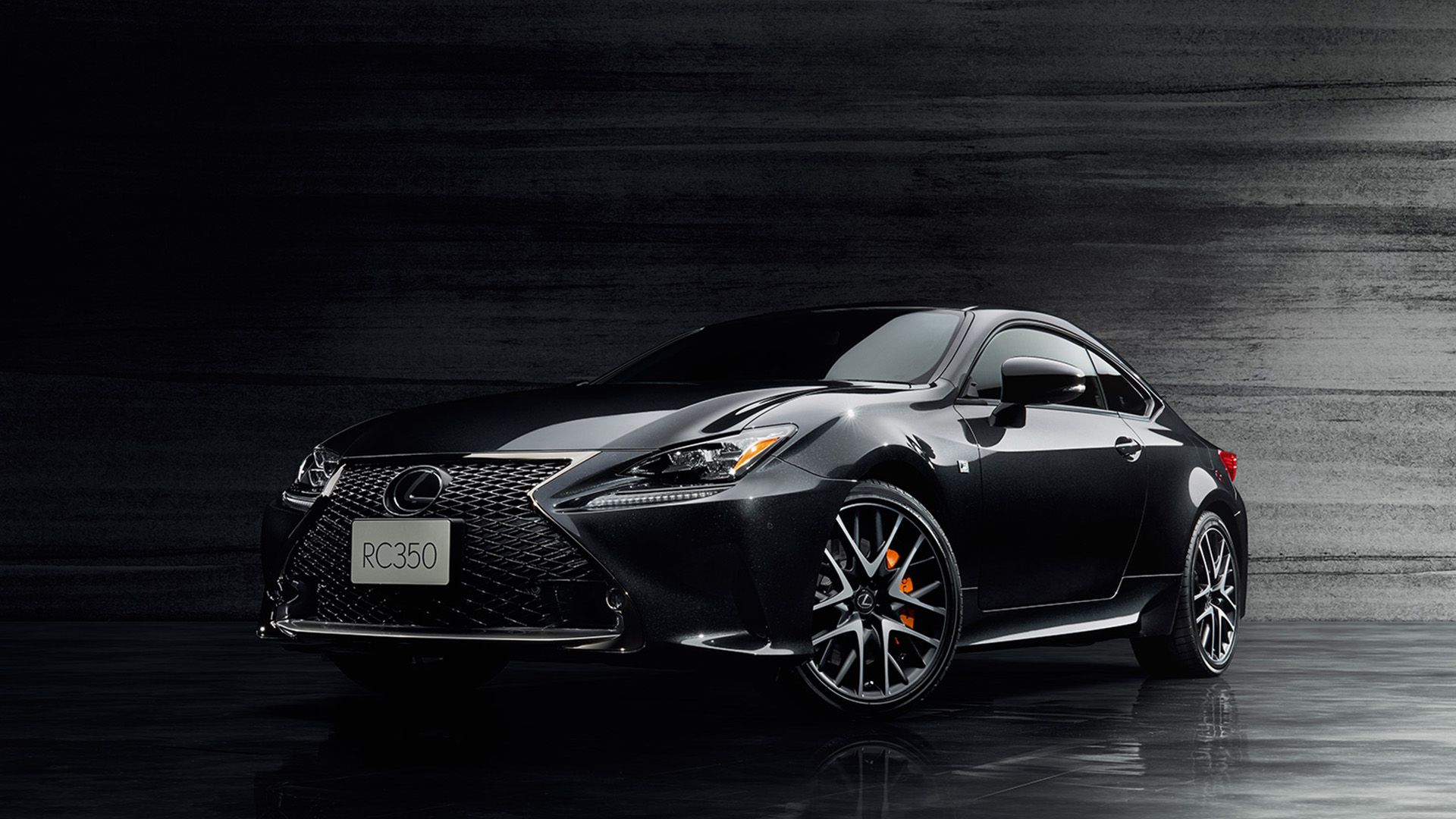 RC350 “F SPORT Prime Black”