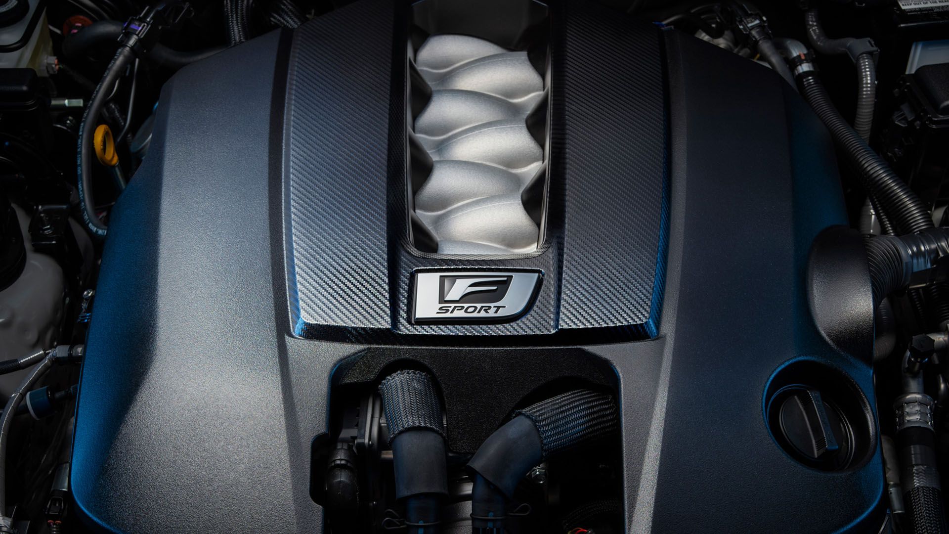 IS500（5.0L V8エンジン）