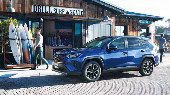 トヨタのRAV4（50系） ガソリン車とハイブリッド車どっちがいい？車のプロが比較してみた！