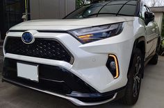 自分でのカスタムも考えたけど、ECU交換のあるヘッドランプカスタムは