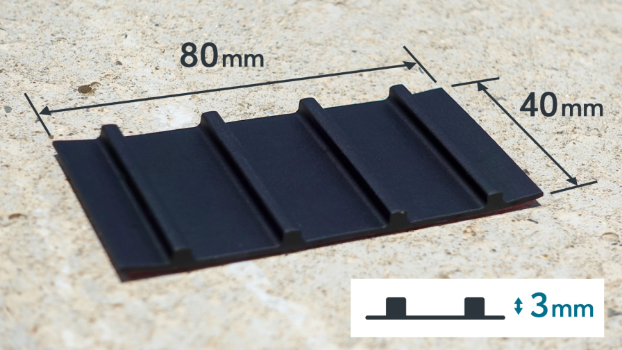 フィンの形状（長さ80mm, 幅40mm, 高さ3mm）