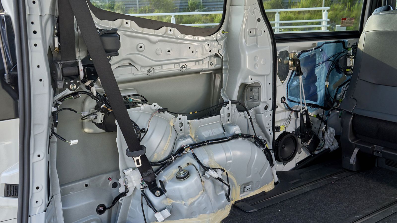 ノア・ヴォクシー(2022～)(TOYOTA)のカスタム 静粛性向上パッケージ